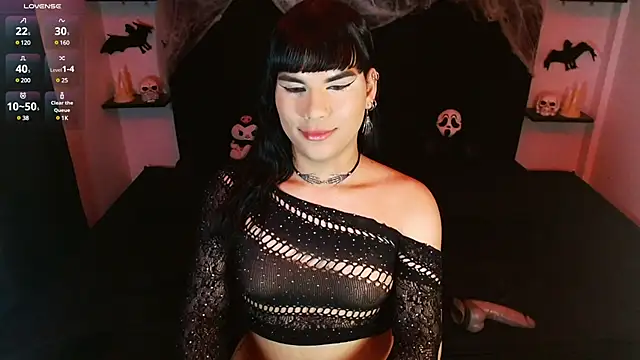 My vampire Mia online show from 12/22/24, 11:41
