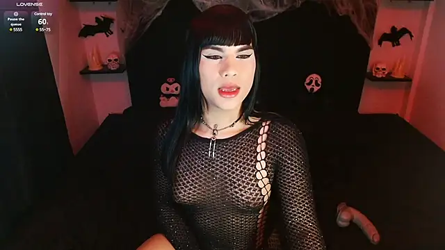My vampire Mia online show from 12/28/24, 07:22