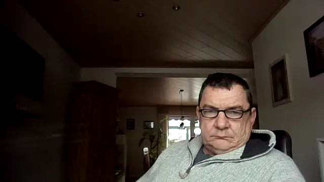 Snapshot of Nobbie444 chatting on 02/06/26, 11:46 Nobbie444 online show from 02/06/26, 11:46