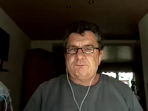 Snapshot of Nobbie444 chatting on 04/23/26, 08:35 Nobbie444 online show from 04/23/26, 08:35