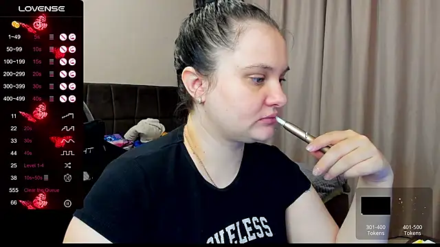 AlanaBrox online show from 11/05/25, 01:33