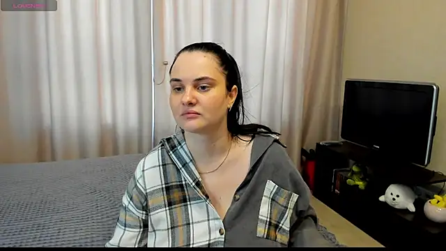 AlanaBrox online show from 05/23/26, 04:11