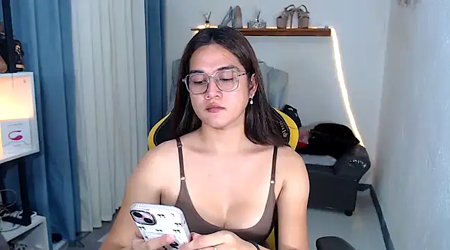 MarieLoveGlamorous online show from 02/01/25, 01:51