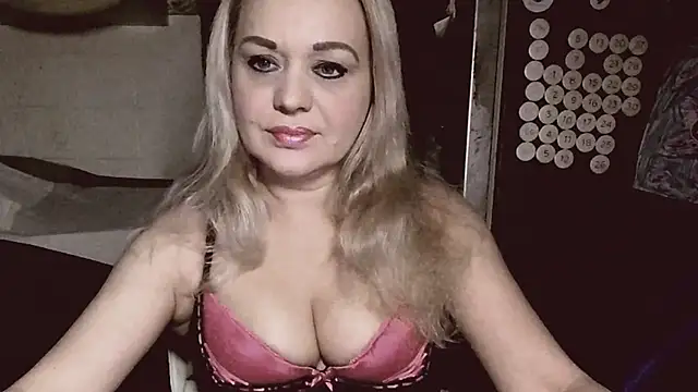 CaramelMilf online show from 01/12/25, 03:46