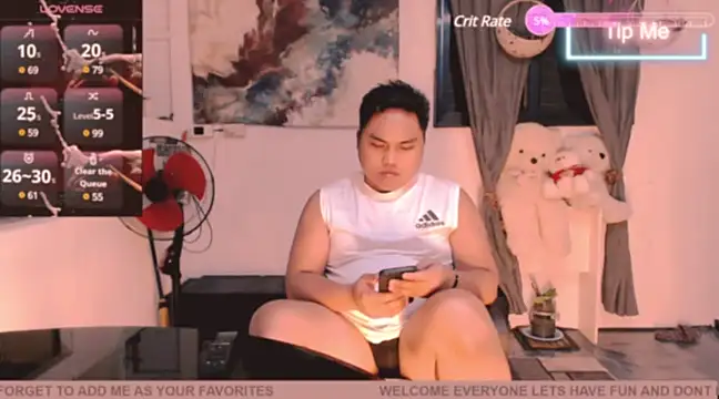 Snapshot of Hardking_69 chatting on 01/25/25, 11:44 Hardking 69 online show from 01/25/25, 11:44