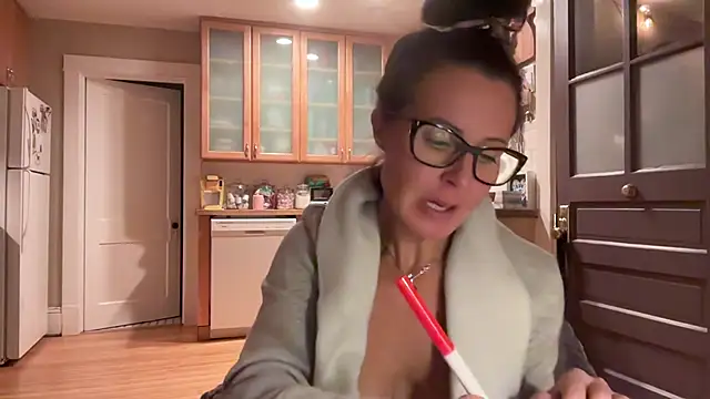 yourmorningwakeupcall online show from 12/23/24, 12:57
