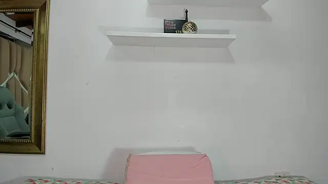 naia blessed online show from 01/08/25, 07:13