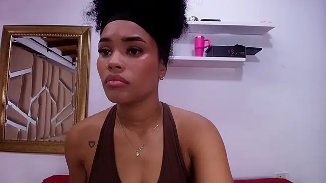 Snapshot of naia_blessed chatting on 10/09/25, 07:12 naia blessed online show from 10/09/25, 07:12