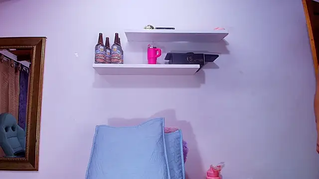 Snapshot of naia_blessed chatting on 10/11/25, 07:12 naia blessed online show from 10/11/25, 07:12