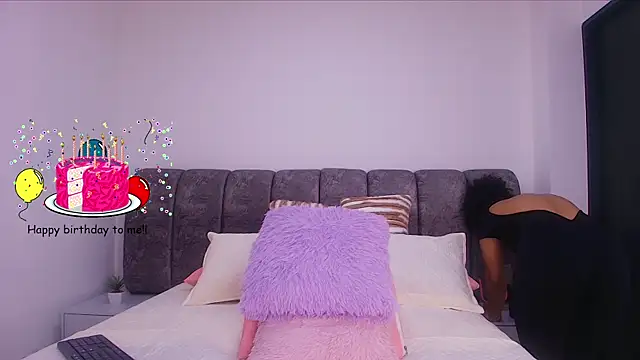 Snapshot of naia_blessed chatting on 11/05/25, 07:14 naia blessed online show from 11/05/25, 07:14