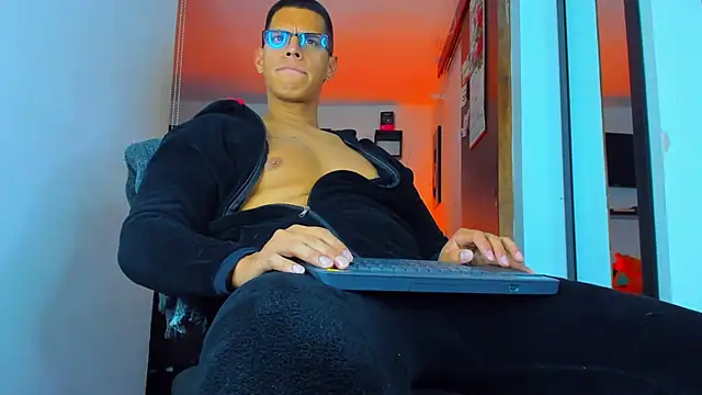  John Boy  online show from 12/02/25, 01:11