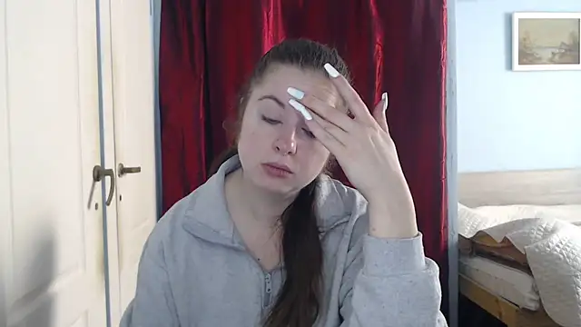 Snapshot of ryhhnnagold99 chatting on 09/26/25, 09:35 ryhhnnagold99 online show from 09/26/25, 09:35