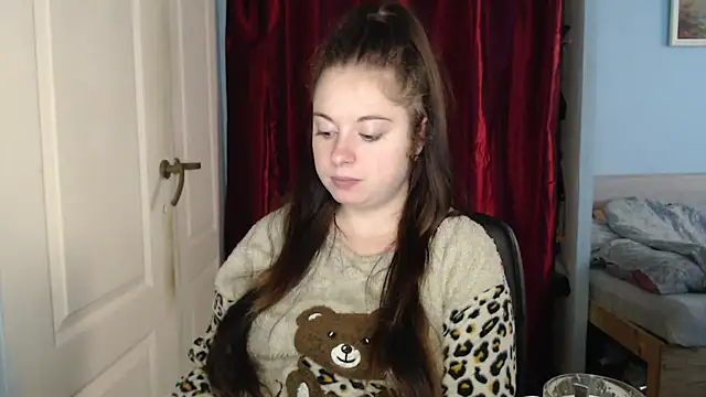 Snapshot of ryhhnnagold99 chatting on 09/29/25, 11:04 ryhhnnagold99 online show from 09/29/25, 11:04