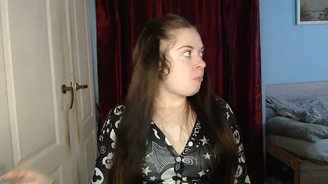 Snapshot of ryhhnnagold99 chatting on 10/10/25, 12:48 ryhhnnagold99 online show from 10/10/25, 12:48