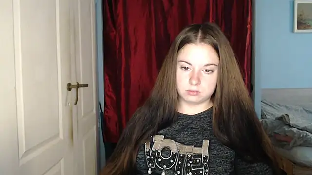 Snapshot of ryhhnnagold99 chatting on 10/13/25, 09:20 ryhhnnagold99 online show from 10/13/25, 09:20