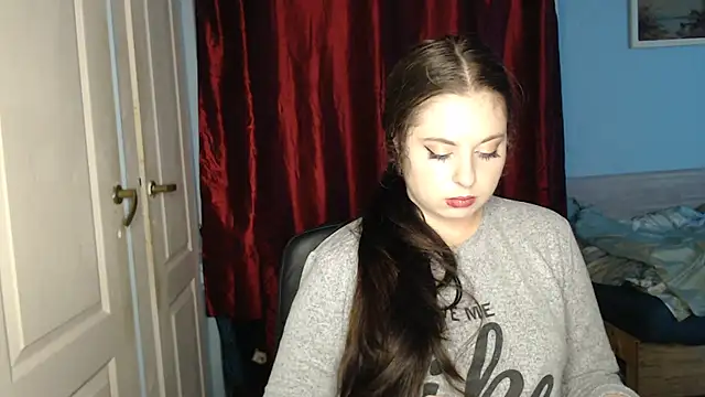 Snapshot of ryhhnnagold99 chatting on 11/05/25, 06:30 ryhhnnagold99 online show from 11/05/25, 06:30