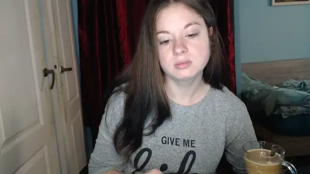 Snapshot of ryhhnnagold99 chatting on 11/06/25, 12:39 ryhhnnagold99 online show from 11/06/25, 12:39