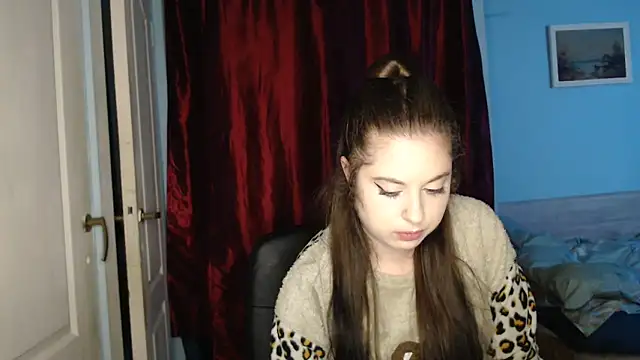 Snapshot of ryhhnnagold99 chatting on 11/07/25, 04:29 ryhhnnagold99 online show from 11/07/25, 04:29