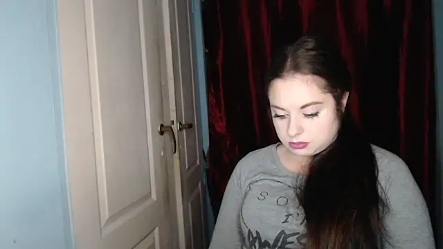 Snapshot of ryhhnnagold99 chatting on 11/08/25, 01:33 ryhhnnagold99 online show from 11/08/25, 01:33