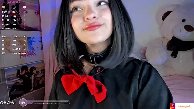Snapshot of mia_angel_ chatting on 01/21/25, 01:39 mia angel online show from 01/21/25, 01:39