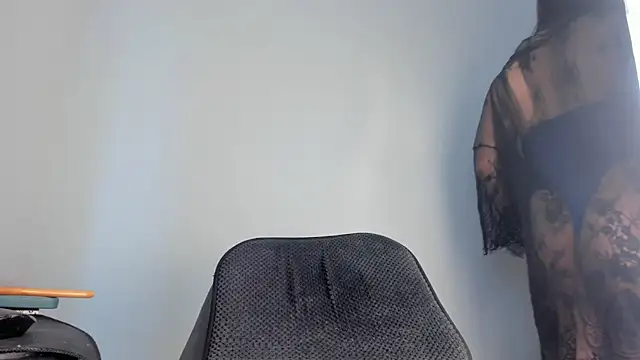 my lovely mia online show from 01/16/25, 02:30