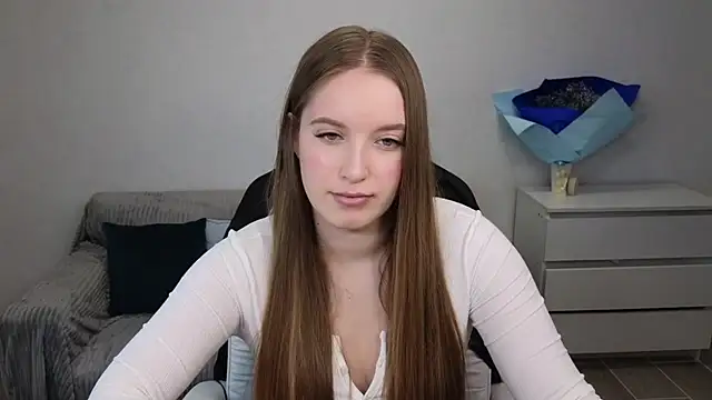 EvaMaddison online show from 12/20/24, 05:25