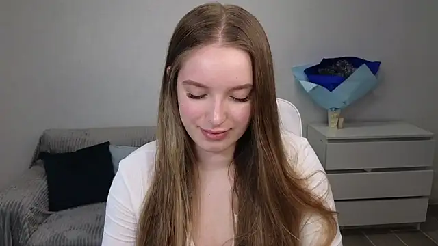 EvaMaddison online show from 12/21/24, 04:41