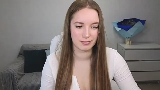 EvaMaddison online show from 12/23/24, 05:39