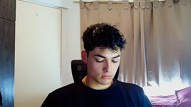 Snapshot of jimmy_class chatting on 10/31/25, 07:04 jimmy class online show from 10/31/25, 07:04