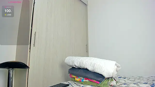 caroline tovar online show from 10/24/25, 11:23