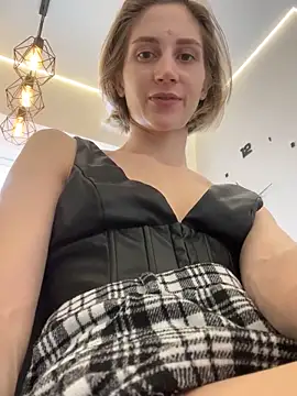 Feral berry 8133 online show from 02/10/25, 11:57