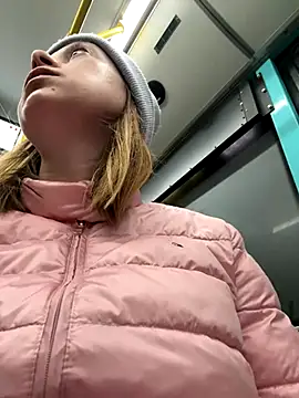 BrookeEvans online show from 09/19/25, 06:52