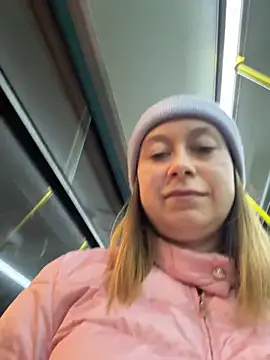 BrookeEvans online show from 10/05/25, 07:01