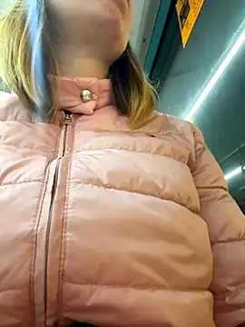 BrookeEvans online show from 10/09/25, 06:50