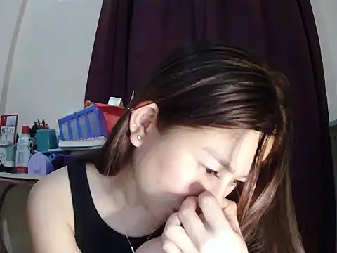 Mia 2022 online show from 12/29/24, 04:51