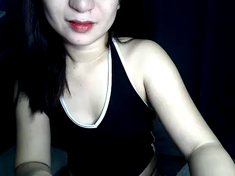 Mia 2022 online show from 05/19/26, 03:29