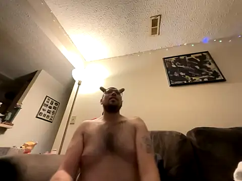 Snapshot of lucasgalacticman chatting on 09/28/25, 02:17 lucasgalacticman online show from 09/28/25, 02:17