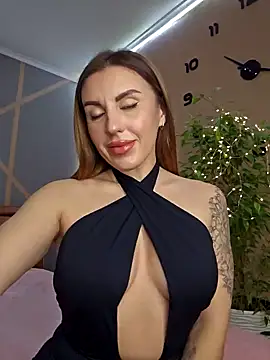 Kalli Fornia online show from 12/10/24, 08:19