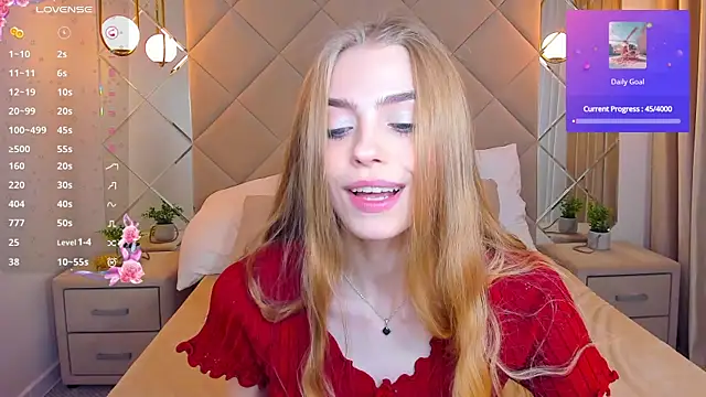 Snapshot of sayl0r_moon chatting on 02/06/25, 12:54 sayl0r moon online show from 02/06/25, 12:54