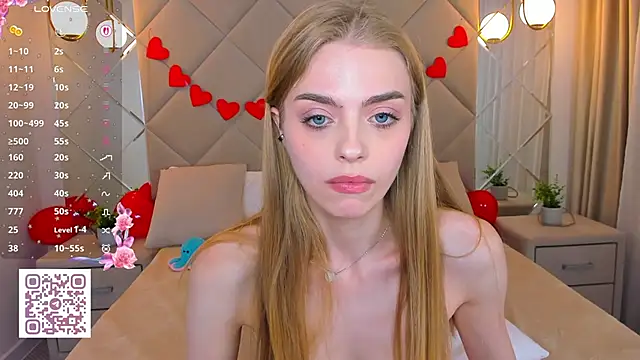 Snapshot of sayl0r_moon chatting on 03/01/25, 11:47 sayl0r moon online show from 03/01/25, 11:47
