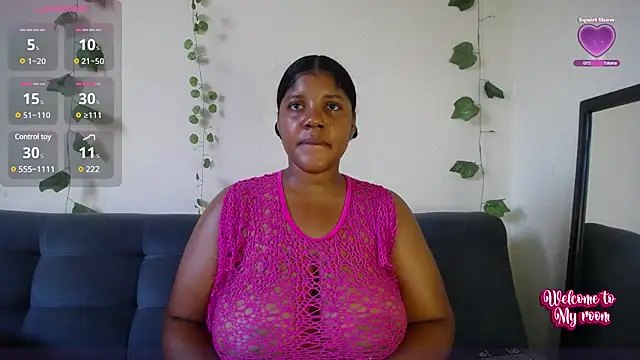 Snapshot of Lilyth__Brown chatting on 02/22/25, 10:31 Lilyth Brown online show from 02/22/25, 10:31