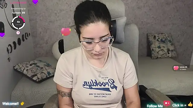 blue  moon  online show from 01/03/25, 09:04