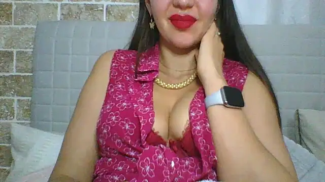 Glamour Grace online show from 02/02/25, 08:41
