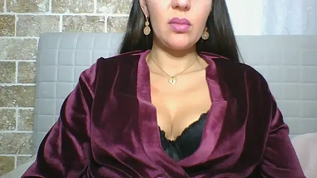 Glamour Grace online show from 02/17/25, 03:53