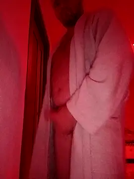 Adry1986 online show from 10/31/25, 04:19