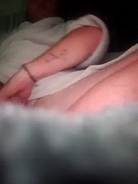 Adry1986 online show from 11/04/25, 07:13