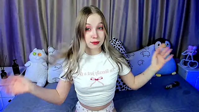 LilyStarlight online show from 12/12/24, 03:21