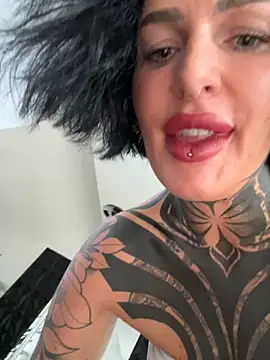 InkedBiitch online show from 10/14/25, 07:31