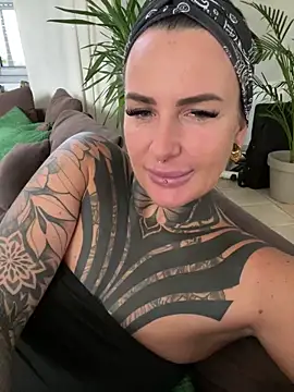 InkedBiitch online show from 11/04/25, 08:46