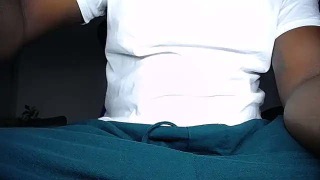 MAXJONES 2 online show from 06/23/26, 11:36